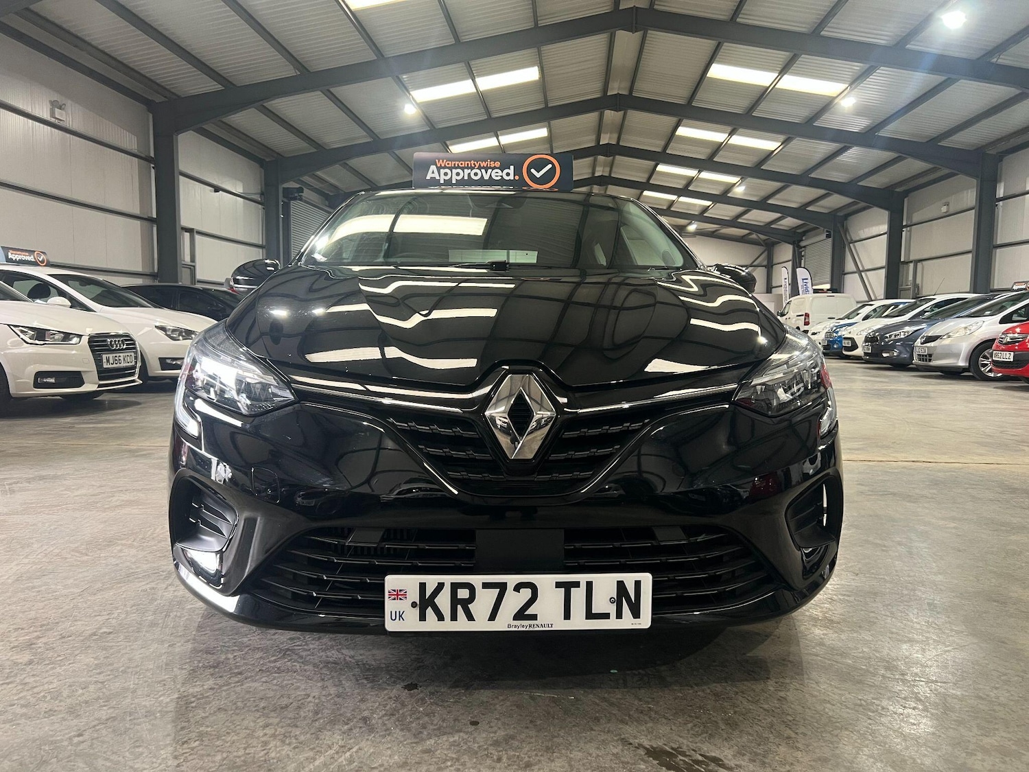 Used Renault Clio 2022 for sale - 78071764: Photo 2
