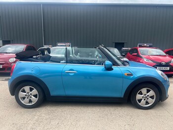 Used MINI Convertible 2017 for sale - 78261184: Photo