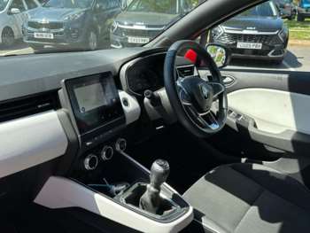 Used Renault Clio 2021 for sale - 74683294: Photo