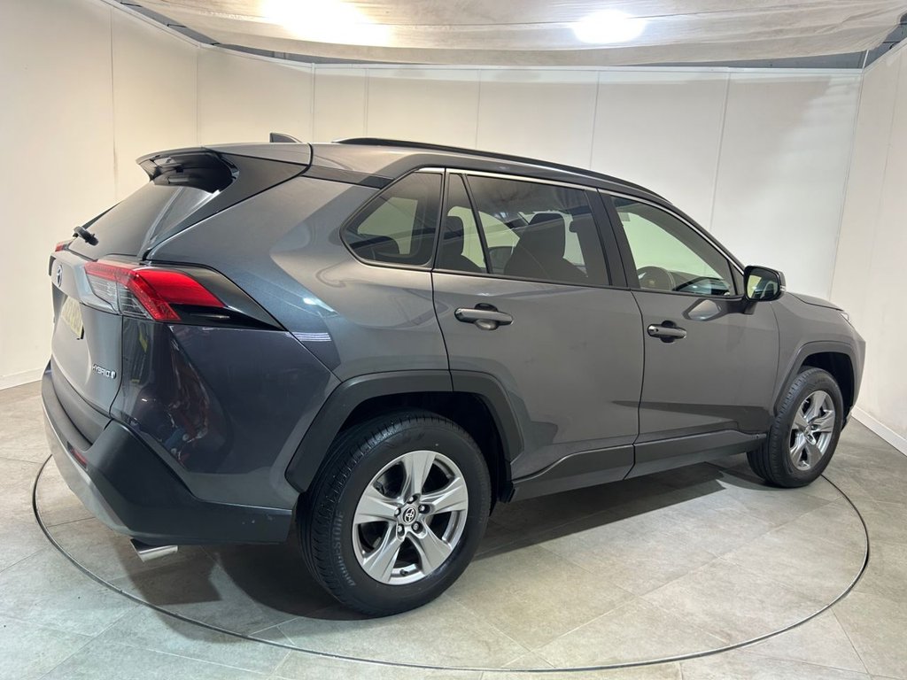 Used Toyota RAV4 2022 for sale - 76372321: Photo 5