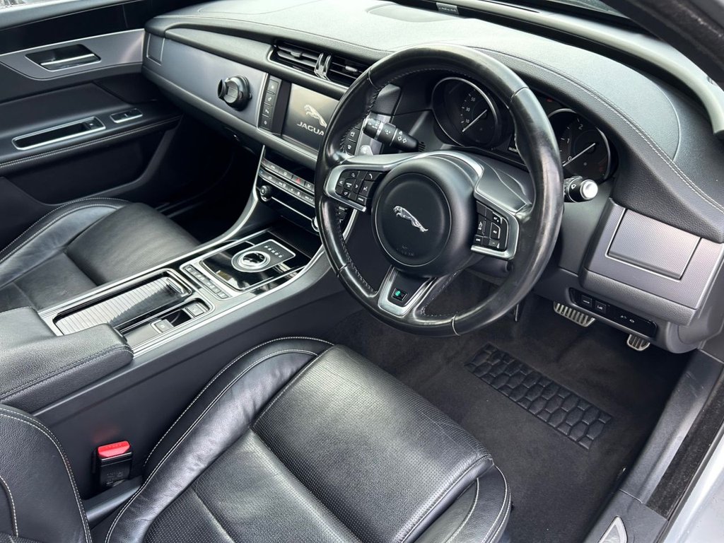 Used Jaguar XF 2018 for sale - 77480137: Photo 13