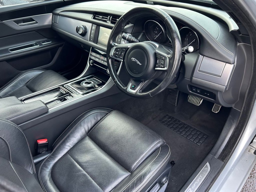 Used Jaguar XF 2018 for sale - 77480137: Photo 29