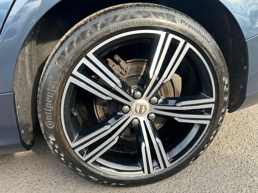 Used Volvo V60 2018 for sale - 77967684: Photo 30