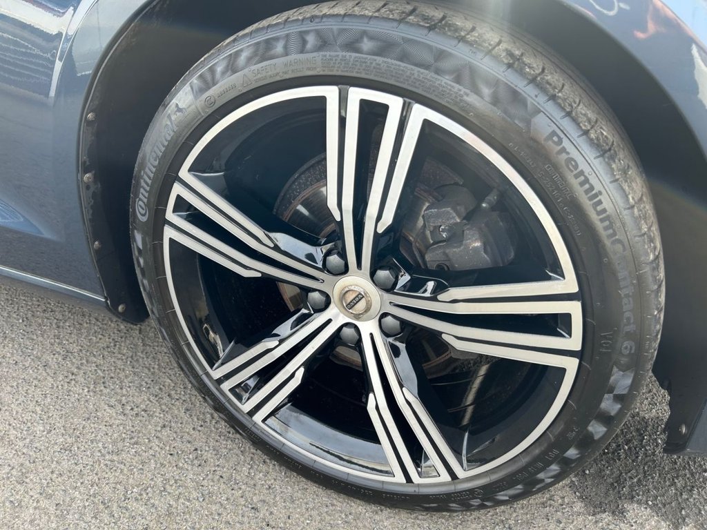 Used Volvo V60 2018 for sale - 77967684: Photo 32