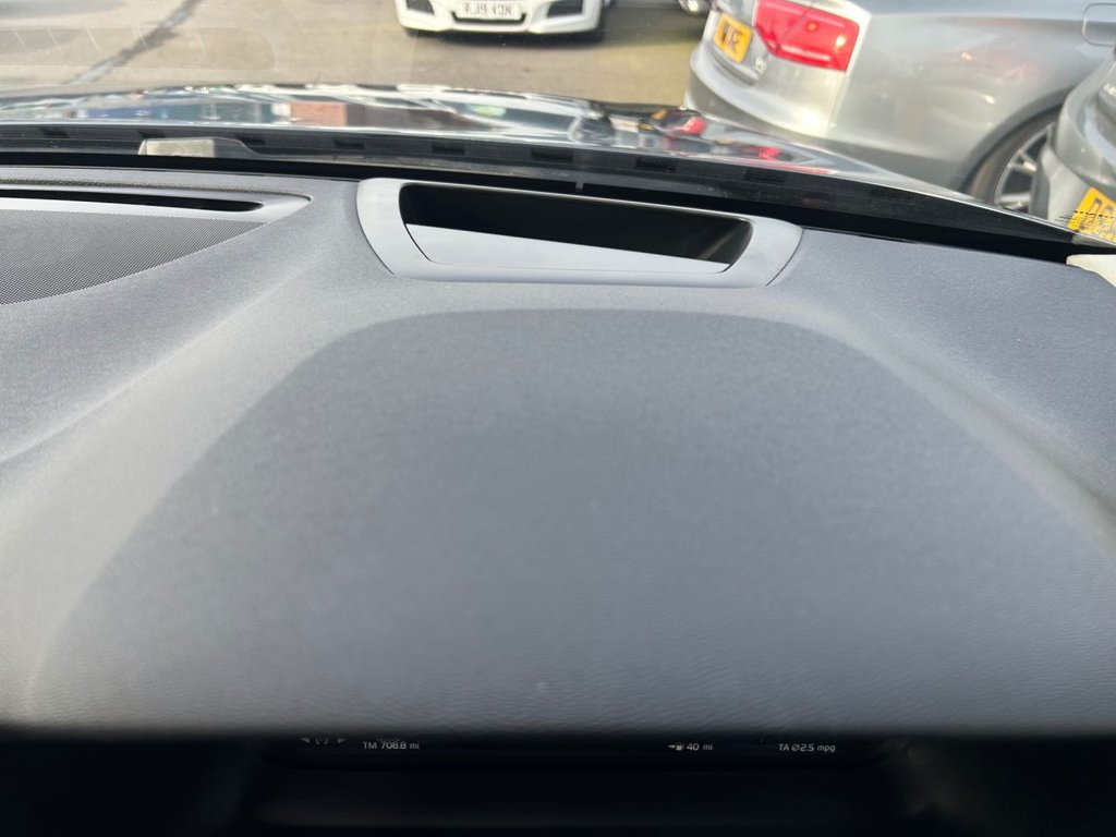 Used Volvo V60 2018 for sale - 77967684: Photo 46