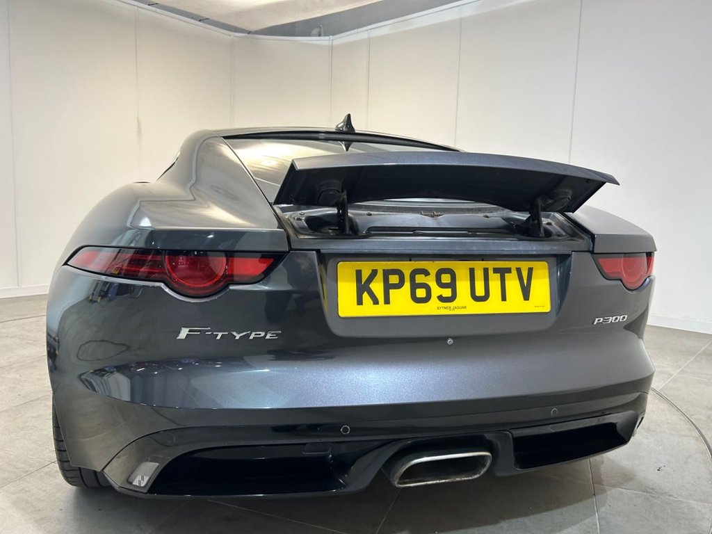 Used Jaguar F-Type 2019 for sale - 76396291: Photo 14