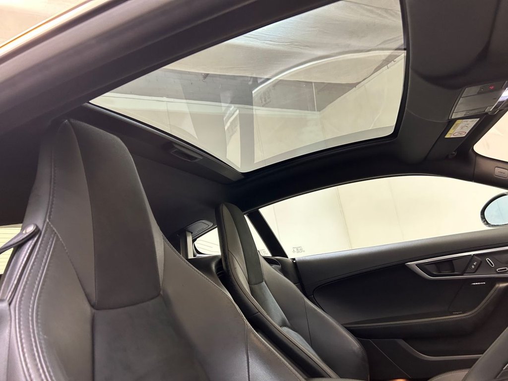 Used Jaguar F-Type 2019 for sale - 76396291: Photo 19