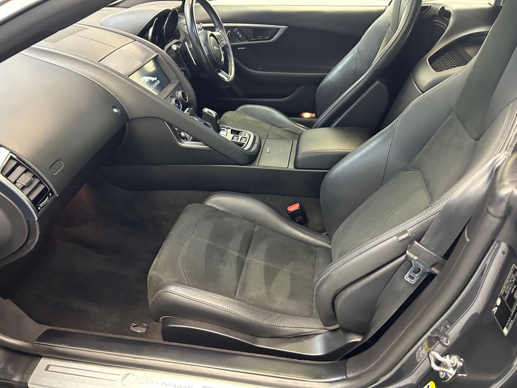 Used Jaguar F-Type 2019 for sale - 76396291: Photo 22