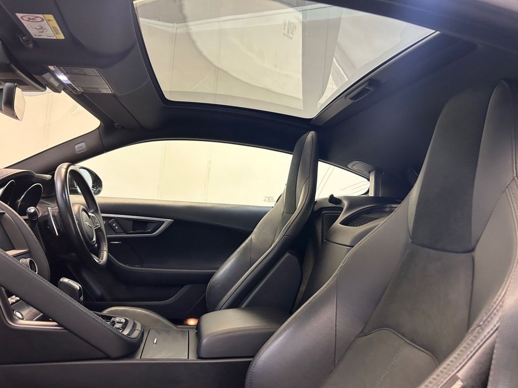 Used Jaguar F-Type 2019 for sale - 76396291: Photo 27
