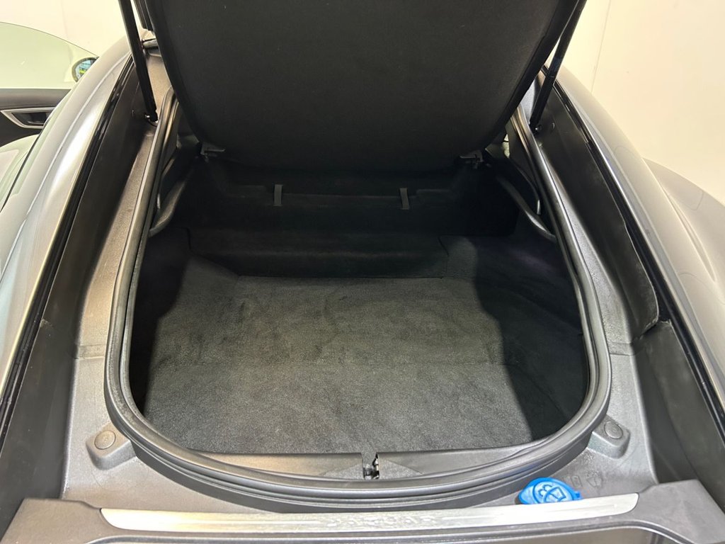 Used Jaguar F-Type 2019 for sale - 76396291: Photo 29