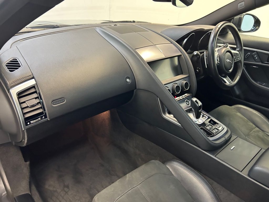 Used Jaguar F-Type 2019 for sale - 76396291: Photo 49