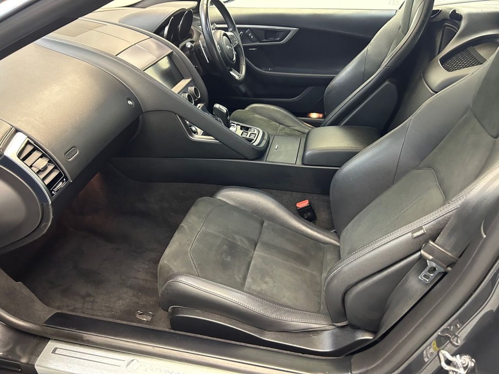 Used Jaguar F-Type 2019 for sale - 76396291: Photo 50