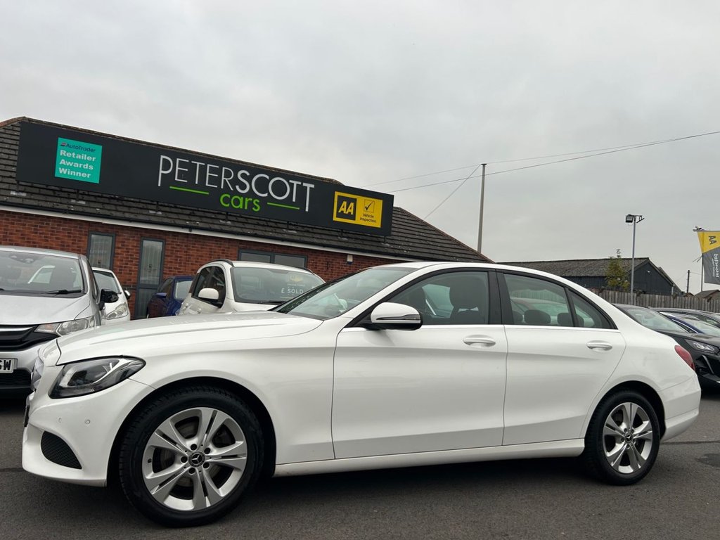 Used Mercedes-Benz C Class 2017 for sale - 76372313: Photo 4