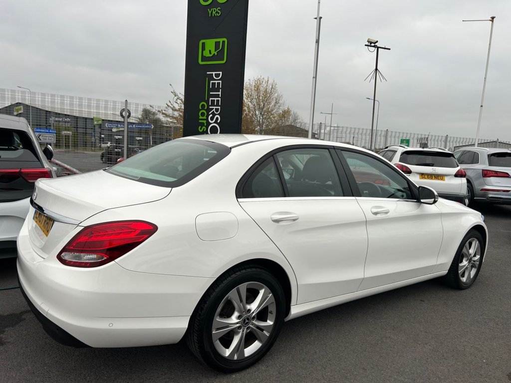 Used Mercedes-Benz C Class 2017 for sale - 76372313: Photo 8