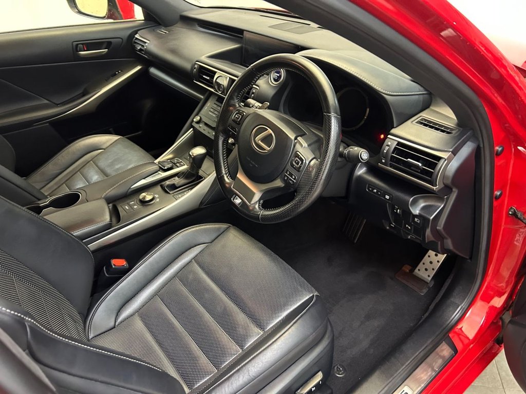 Used Lexus IS 2018 for sale - 77177926: Photo 32