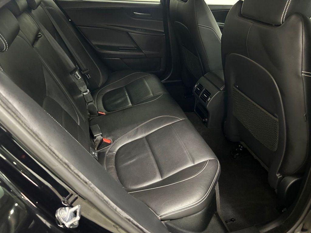 Used Jaguar XE 2019 for sale - 77739581: Photo 22