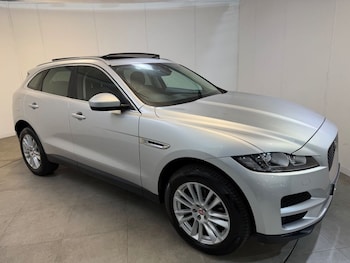 Used Jaguar F-Pace 2017 for sale - 79050884: Photo