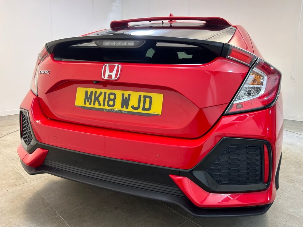 Used Honda Civic 2018 for sale - 76914795: Photo 12