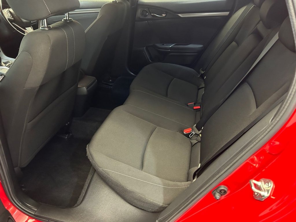 Used Honda Civic 2018 for sale - 76914795: Photo 18