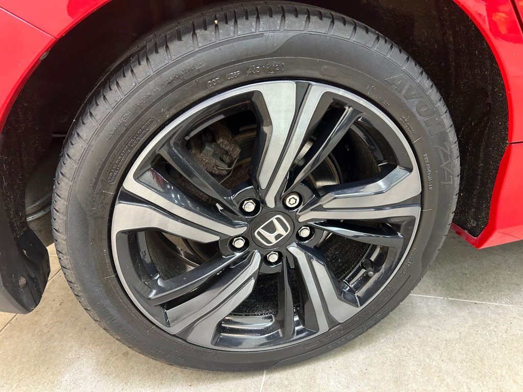 Used Honda Civic 2018 for sale - 76914795: Photo 26