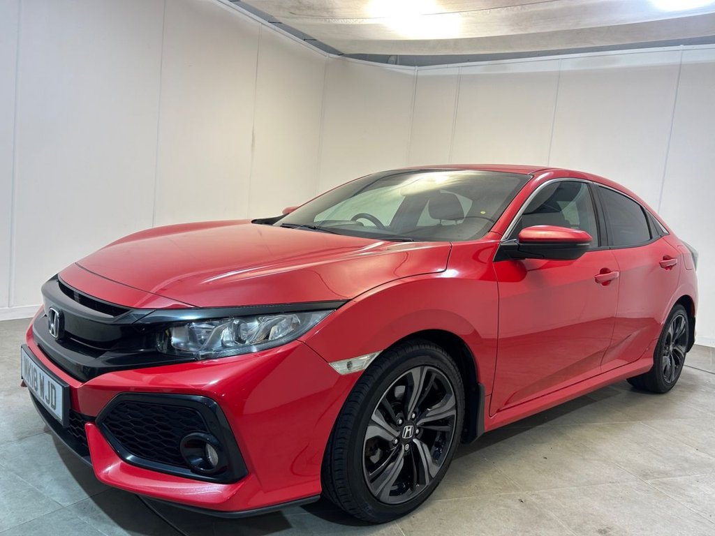 Used Honda Civic 2018 for sale - 76914795: Photo 29