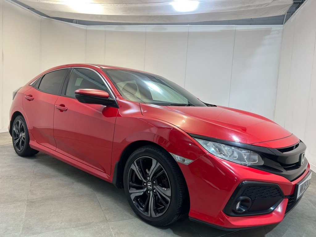 Used Honda Civic 2018 for sale - 76914795: Photo 3
