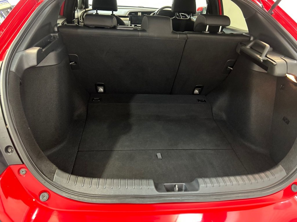 Used Honda Civic 2018 for sale - 76914795: Photo 34