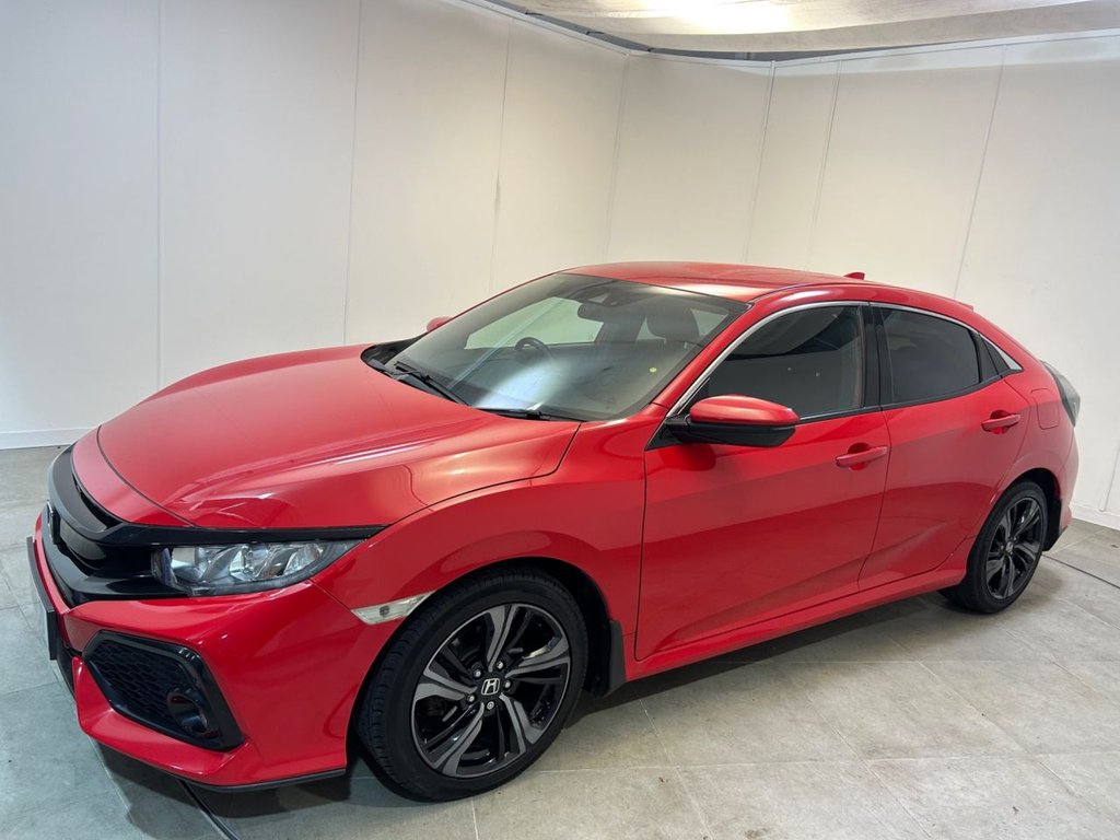 Used Honda Civic 2018 for sale - 76914795: Photo 39