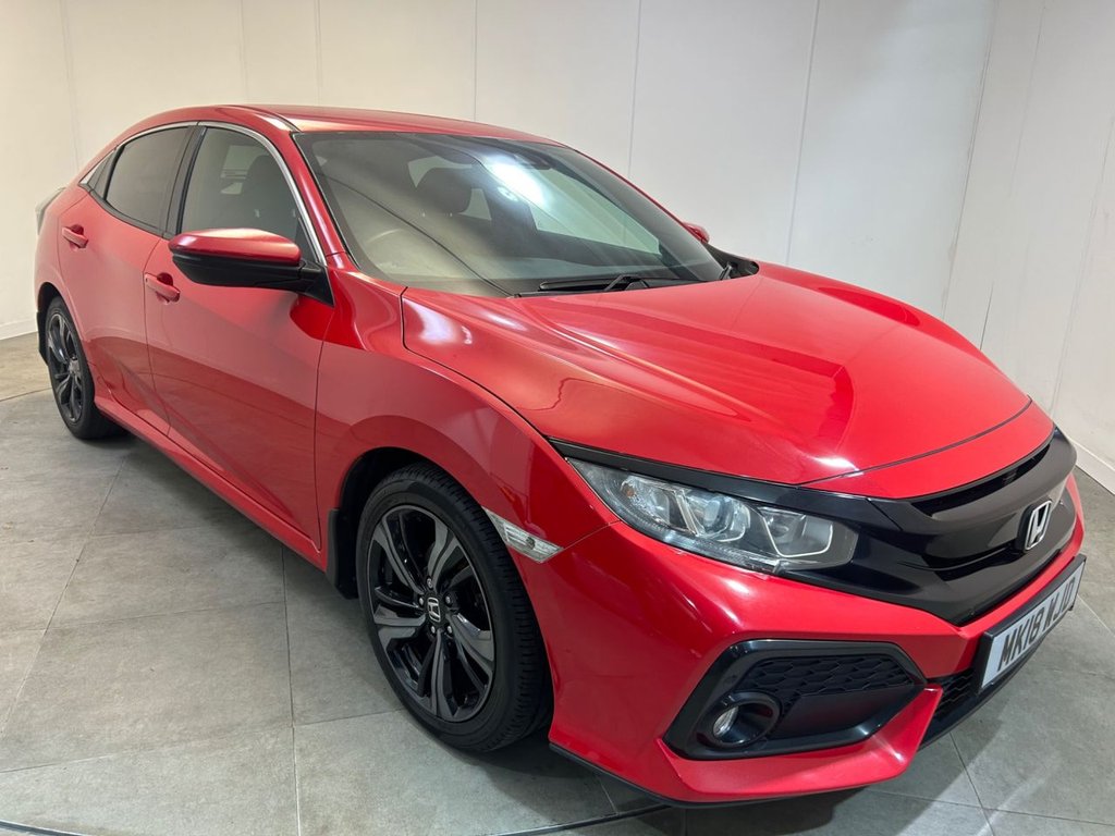 Used Honda Civic 2018 for sale - 76914795: Photo 46