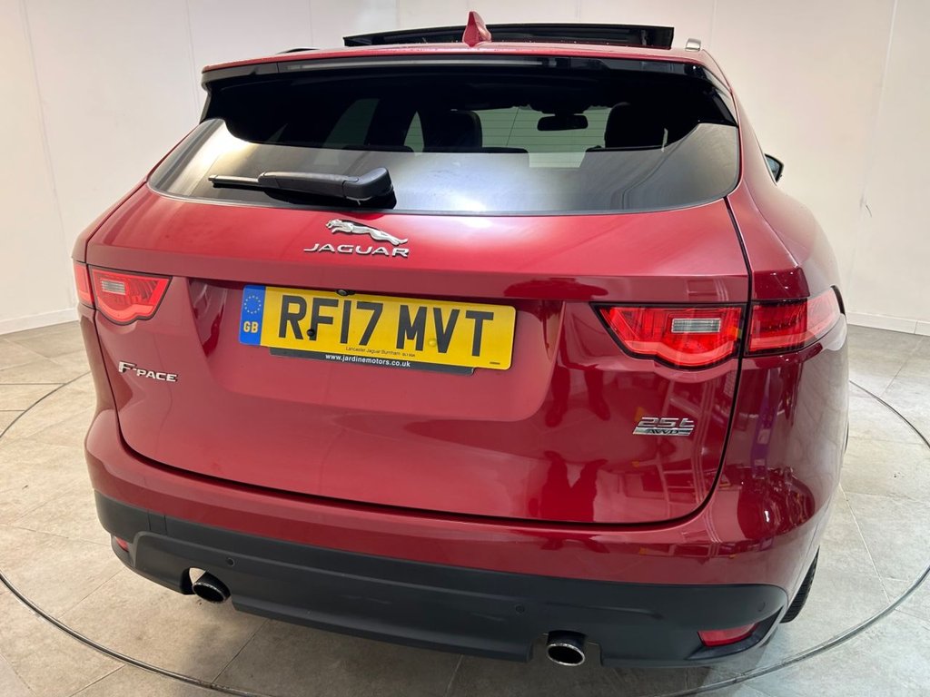 Used Jaguar F-Pace 2017 for sale - 76439351: Photo 11