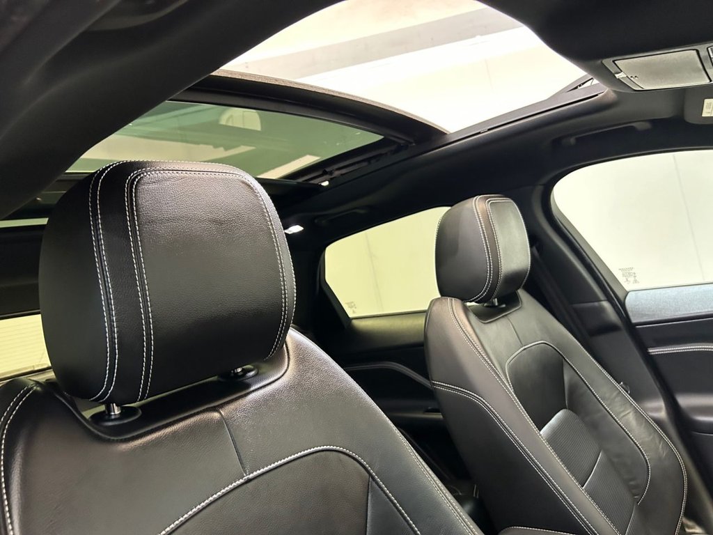 Used Jaguar F-Pace 2017 for sale - 76439351: Photo 13