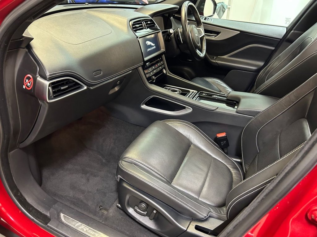 Used Jaguar F-Pace 2017 for sale - 76439351: Photo 18