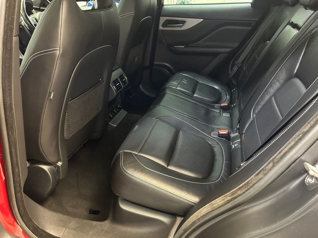 Used Jaguar F-Pace 2017 for sale - 76439351: Photo 23