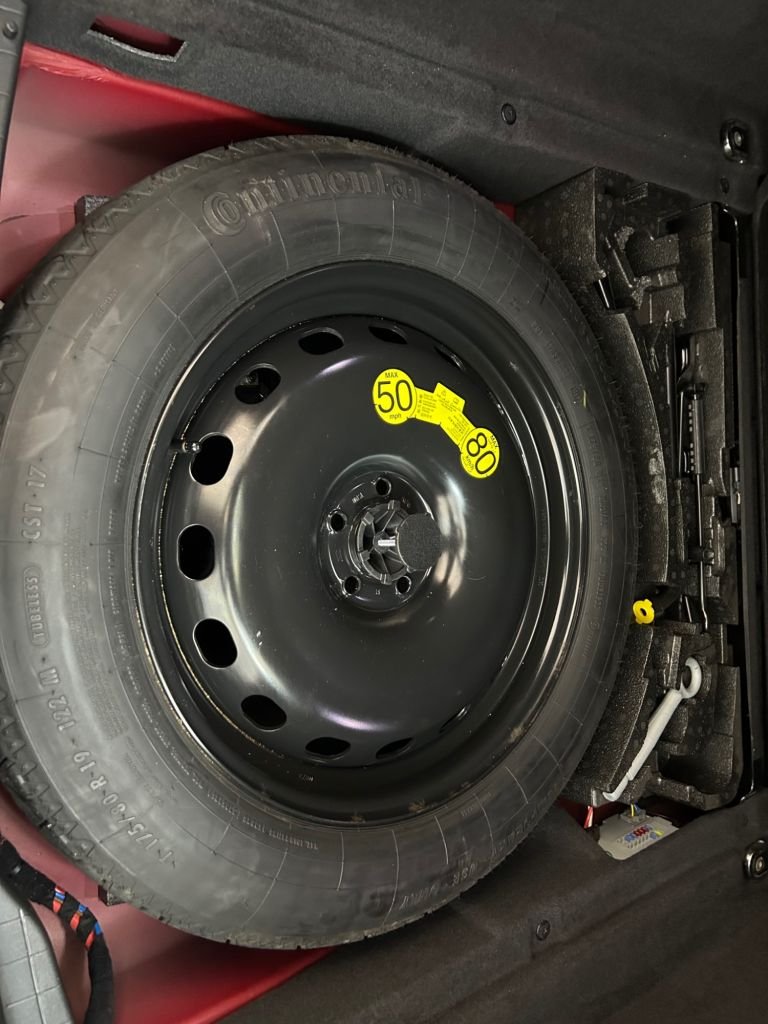 Used Jaguar F-Pace 2017 for sale - 76439351: Photo 38