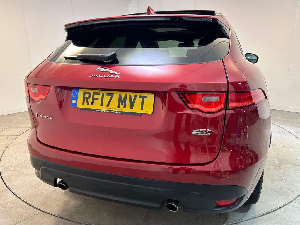 Used Jaguar F-Pace 2017 for sale - 76439351: Photo 41