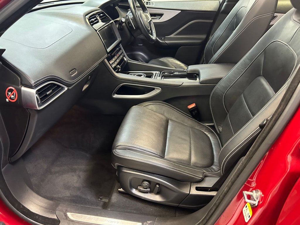 Used Jaguar F-Pace 2017 for sale - 76439351: Photo 48