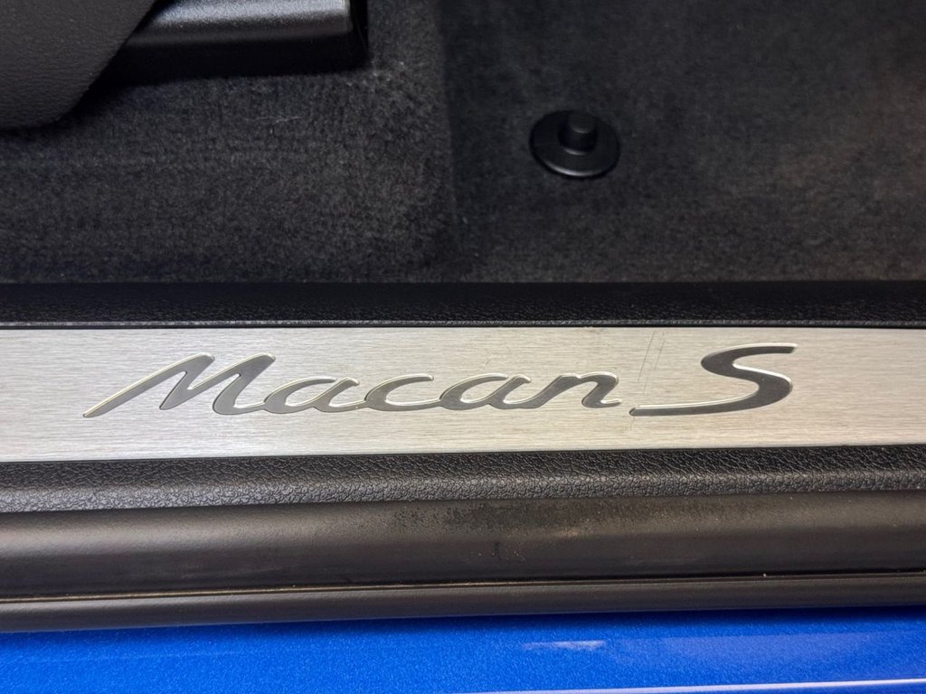 Used Porsche Macan 2019 for sale - 76574843: Photo 36