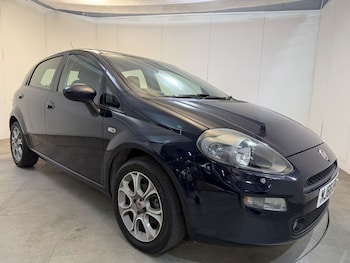 Used Fiat Punto 2016 for sale - 79427698: Photo