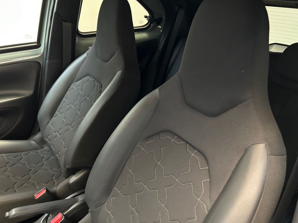 Used Toyota Aygo X 2025 for sale - 77499445: Photo 37