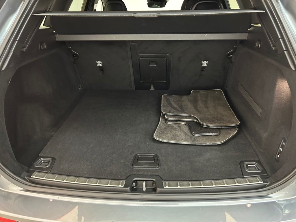 Used Volvo XC60 2018 for sale - 78172367: Photo 25