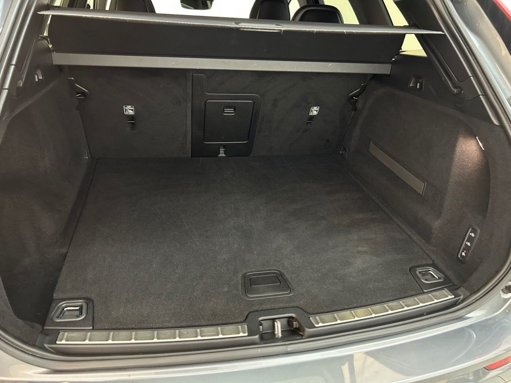 Used Volvo XC60 2018 for sale - 78172367: Photo 26