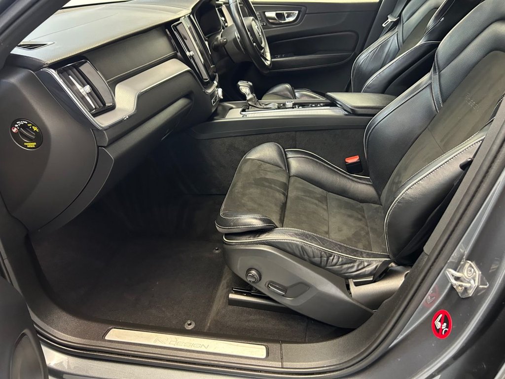 Used Volvo XC60 2018 for sale - 78172367: Photo 47