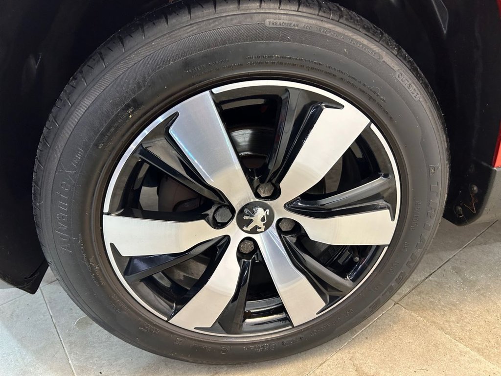 Used Peugeot 2008 2015 for sale - 76558897: Photo 18