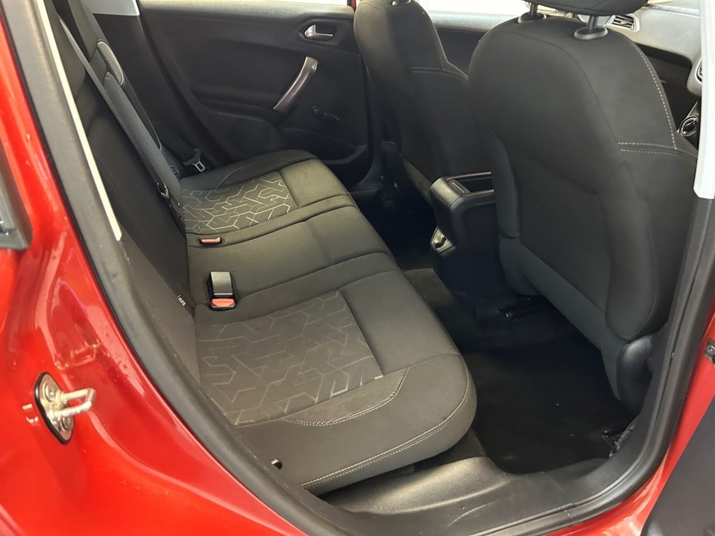 Used Peugeot 2008 2015 for sale - 76558897: Photo 27