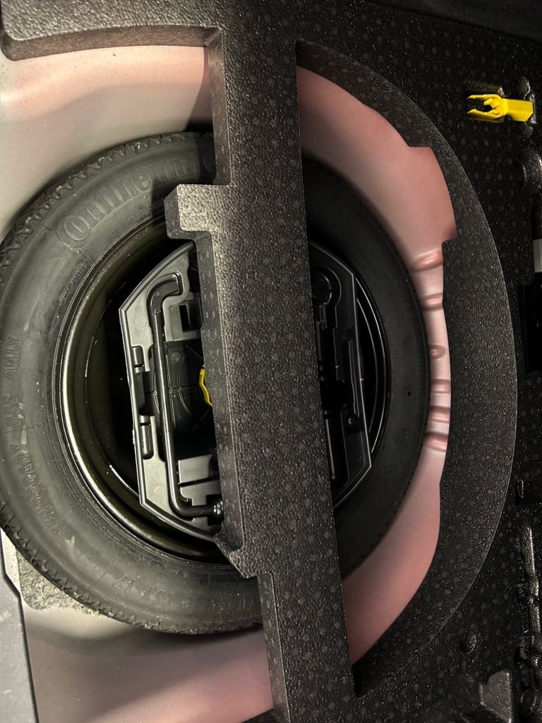 Used Peugeot 2008 2015 for sale - 76558897: Photo 32