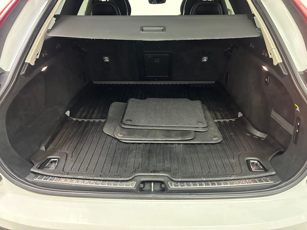 Used Volvo V90 2018 for sale - 76372315: Photo 32