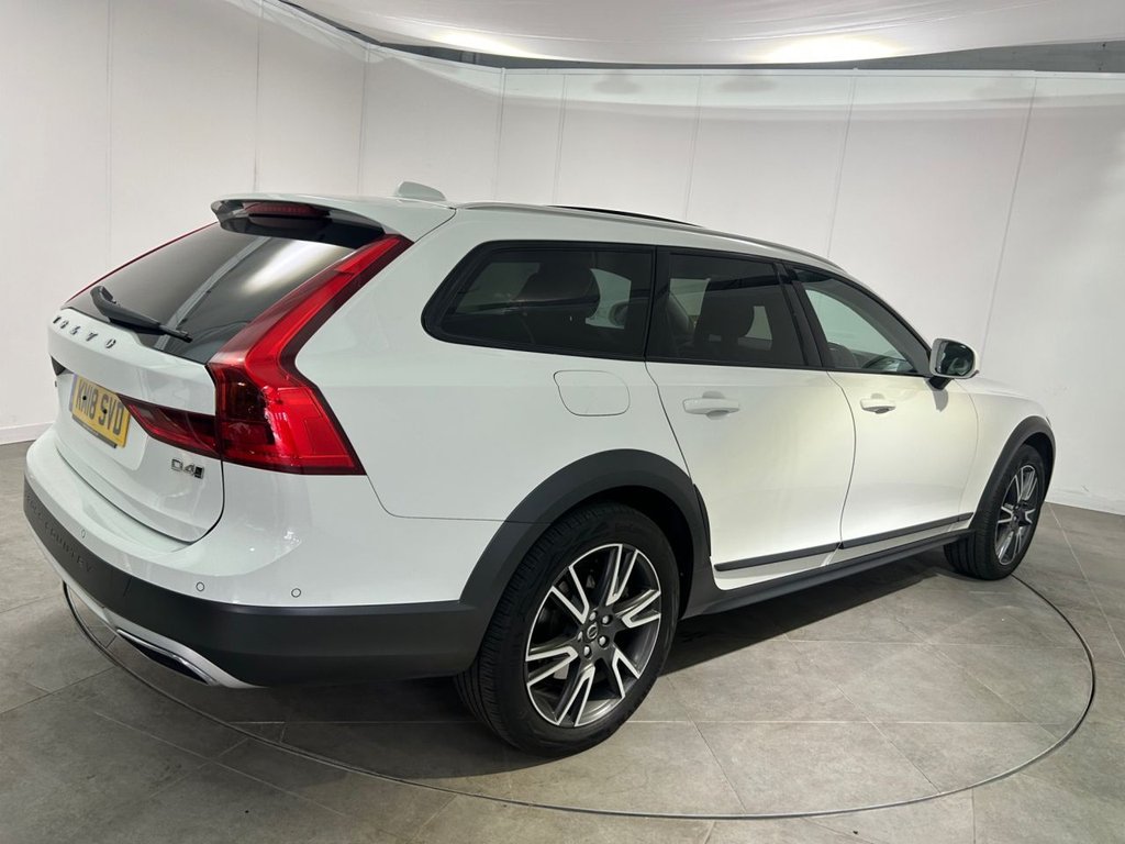 Used Volvo V90 2018 for sale - 76372315: Photo 5