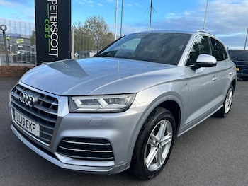 Used Audi Q5 2019 for sale - 76372304: Photo