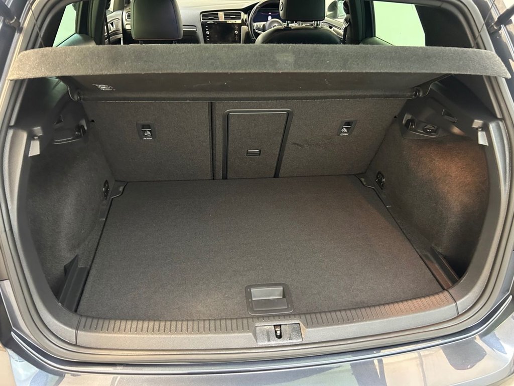 Used Volkswagen Golf 2017 for sale - 78088380: Photo 21