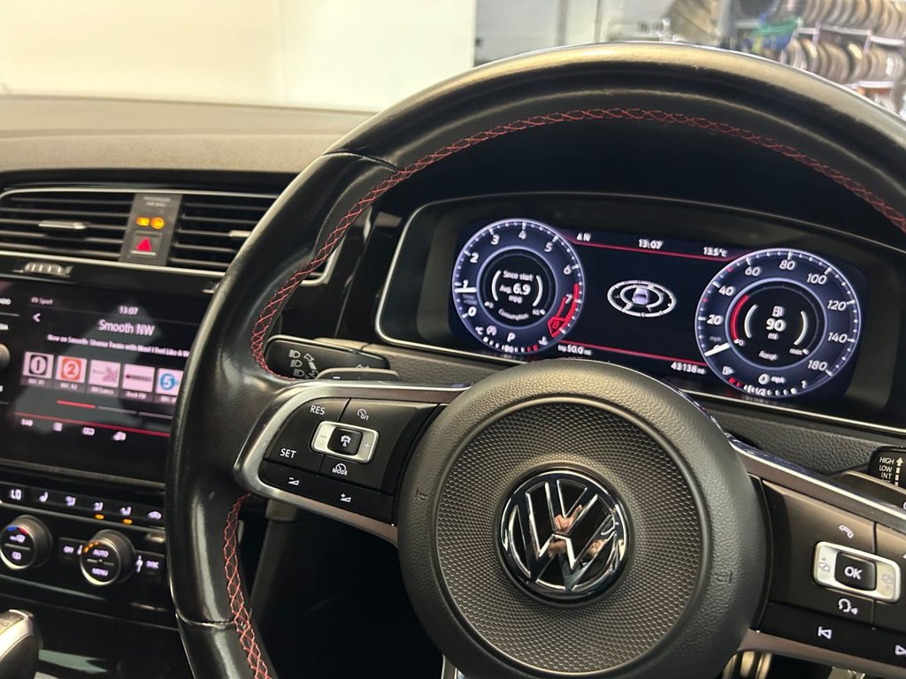 Used Volkswagen Golf 2017 for sale - 78088380: Photo 24